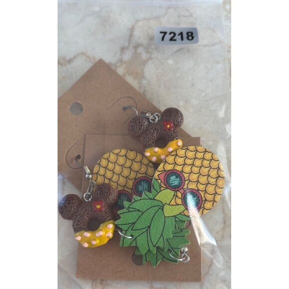 Pineapple & Mickey Mouse Donut Earrings Set - Picture 5 of 5